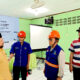 Ketua Forkis Kotabaru, Kota Bekasi, Drs. H. A.A Rudhiat bersama team trainer pelatihan Teknisi AC di ruang pelatihan Sekretaria Forkis Kotabaru, Kota Bekasi. (26/7/2025) Foto: Ist